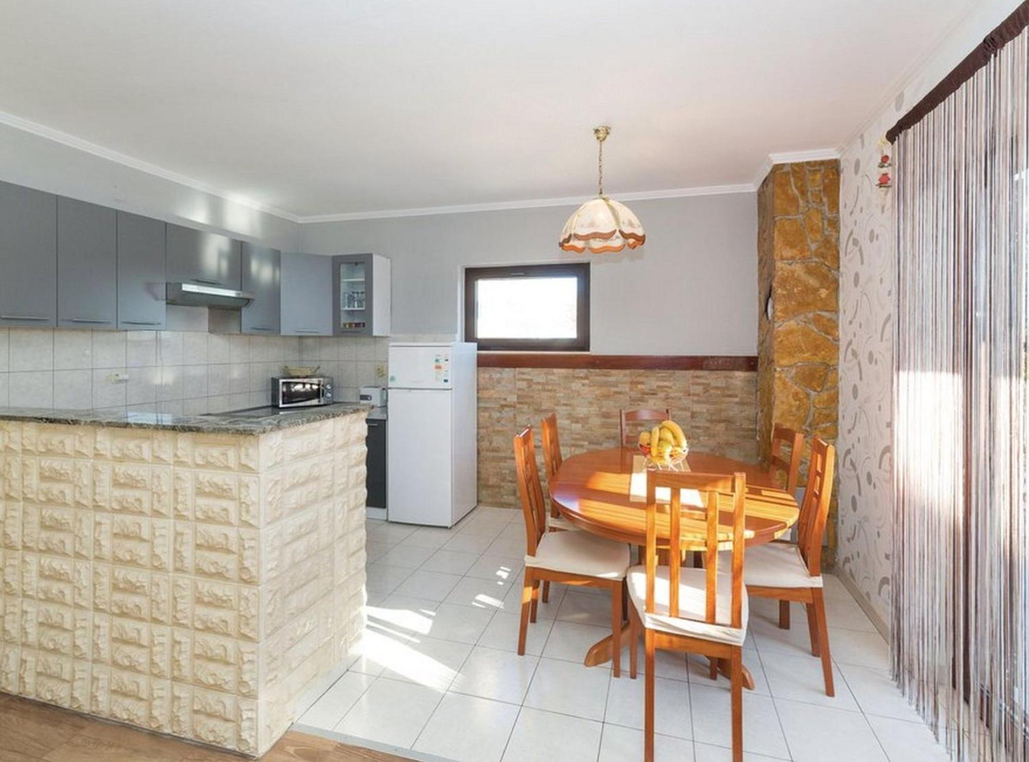 Mediterranean Stylish Villa With Pool In Kastel Stari Каштела Экстерьер фото